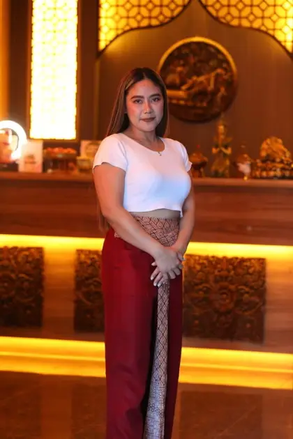 Golden Mansion Spa therapist