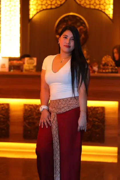 Golden Mansion Spa therapist